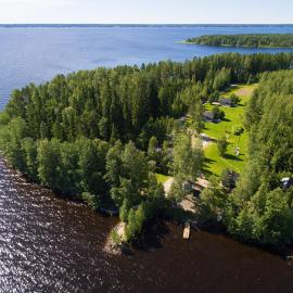 Lomakylä Tapiola, hotel v mestu Lappajärvi