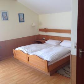 Hotel Sonnenhof, hotell sihtkohas Thannhausen