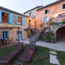 Apartment Sartoria, hotel sa Prkačini