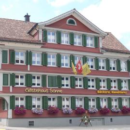 Gästehaus Sonne、Bütschwilのホテル