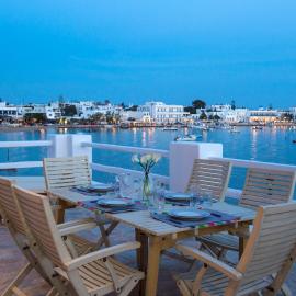Evita Apartments, hotel di Aliki