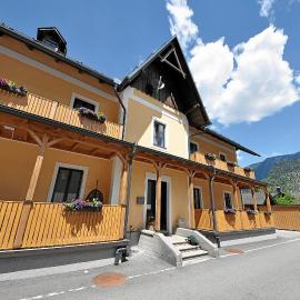 Apartements Wallner, hotel a Hallstatt