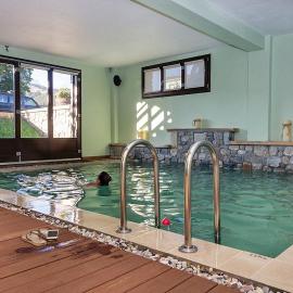 Alpine Aria, hotel Kalávritában