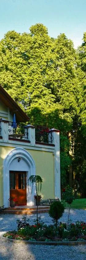 Leču muiža, Hotel in Lēči