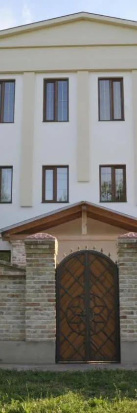 Dom Fedorovyh, Hotel in Sergejewka