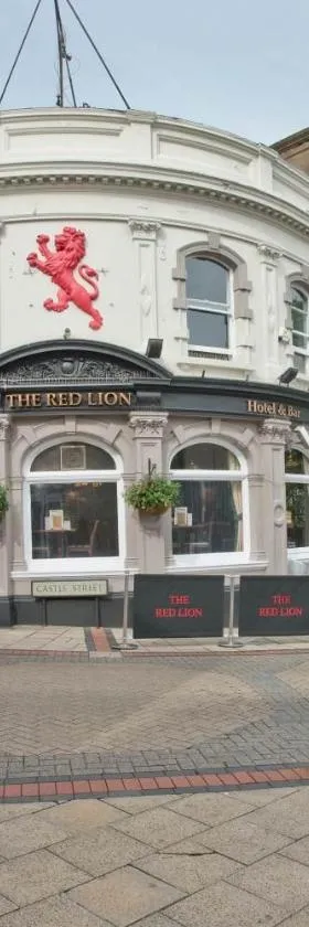 OYO The Red Lion Hotel, Hotel in Luton