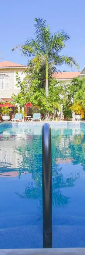 Rayon Hotel, Hotel in Negril