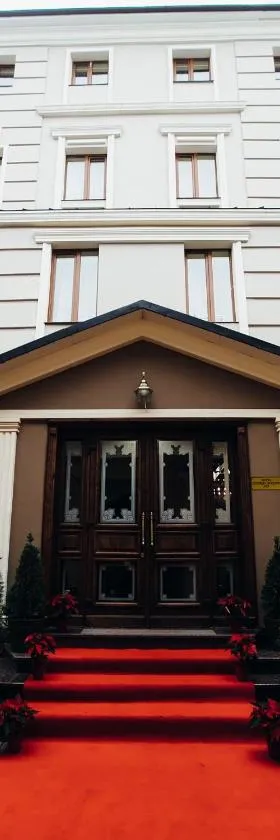 Central Magnat Cinema, Hotel in Czernowitz