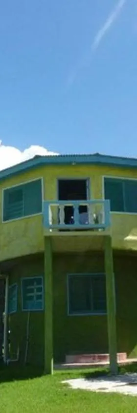 Waikiki Guest House, Hotel in Treasure Beach