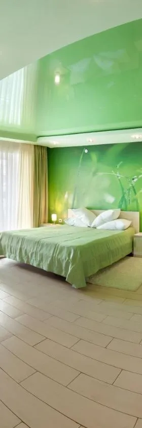 Volna Resort, Hotel in Svitlovodsʼk