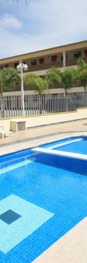 Hotel 5 inn, Hotel in Silao