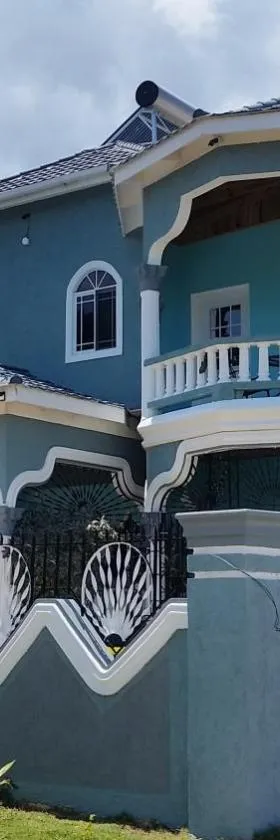 Bailey's Bed and Breakfast, Hotel in Runaway Bay
