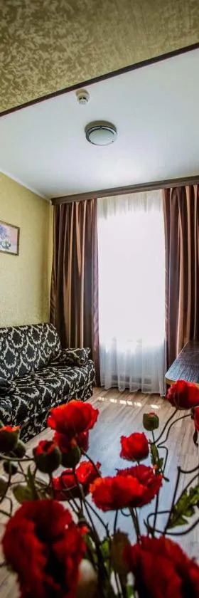 Almaz-Plus, Hotel in Poltawa