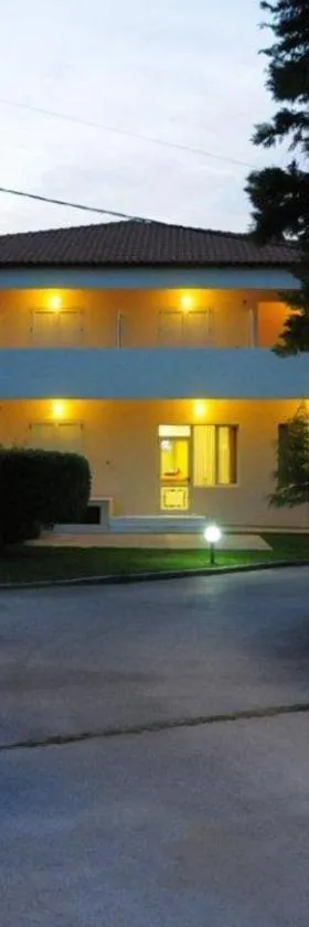Hotel Pantheon, Hotel in Markopoulo