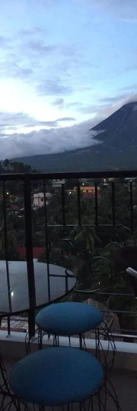 Alta Residences, Hotel in Daraga