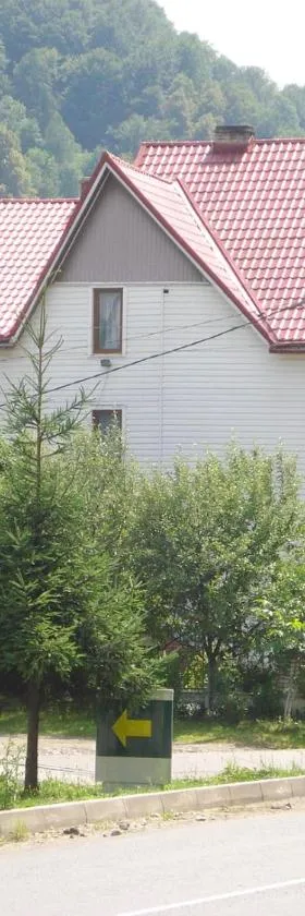 Тушер, Hotel in Rachiw