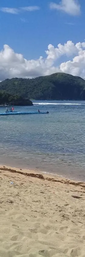JoSurfInn, Puraran Beach, Hotel in Baras