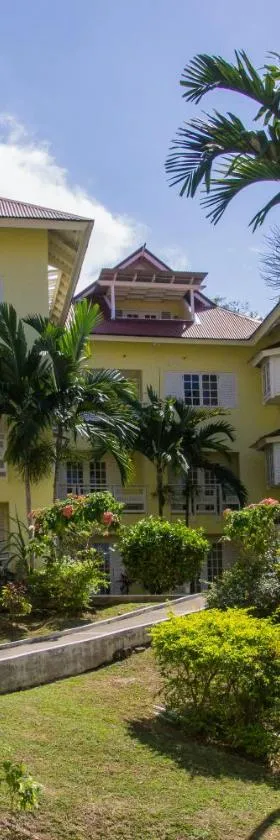 Hillview At Mystic Ridge, Hotel in Ocho Rios