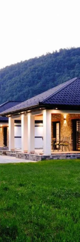 Holiday home Green coast, Hotel in Bosanska Krupa