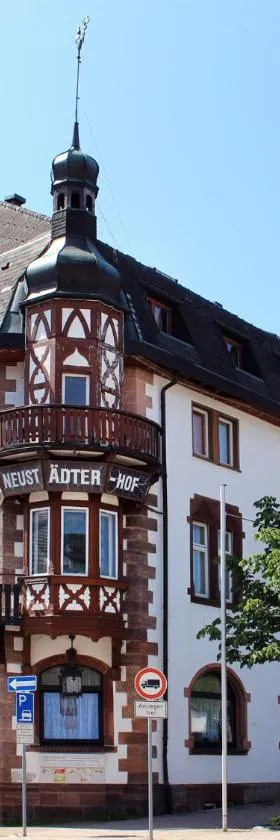 Hotel Neustädter Hof, Hotel in Titisee-Neustadt