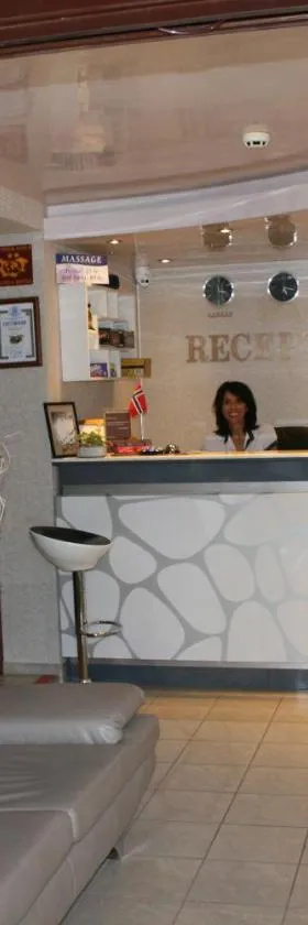Hotel Perfect, Hotel in Warna
