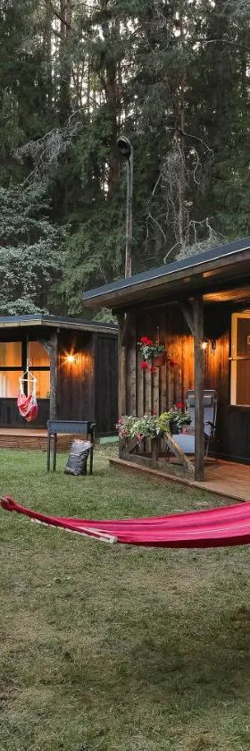 Lodge "Ezīša Midziņa", Hotel in Ķegums
