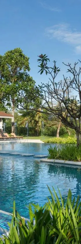 Solina Beach & Nature Resort, Hotel in Carles