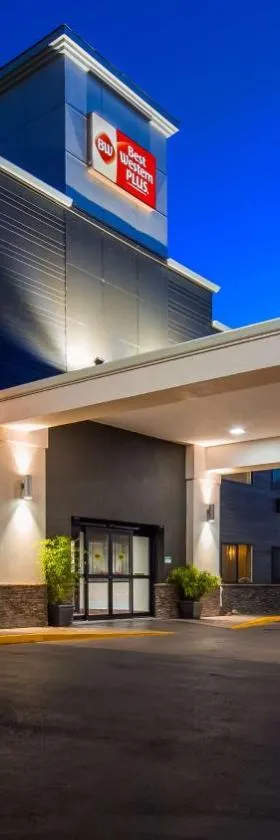 Best Western Plus Portland Airport Hotel & Suites, Hotel in Parkrose
