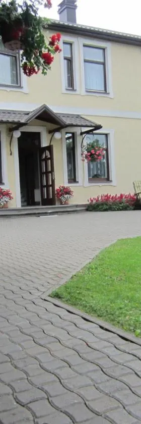 Livonija, Hotel in Sigulda