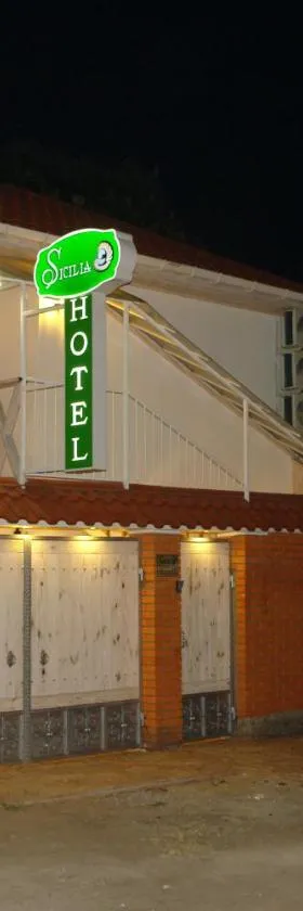 Hotel Sicilia, Hotel in Tschornomorsk