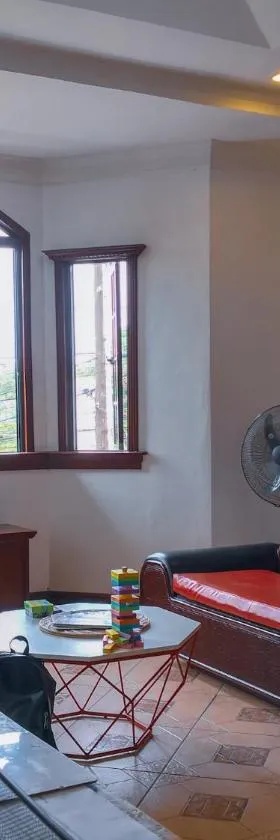 Spinning Cat Hostel, Hotel in Tagbilaran