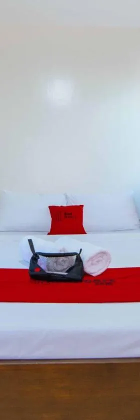 RedDoorz Plus @ Casa Lucia Sindalan San Fernando City Pampanga, Hotel in San Fernando