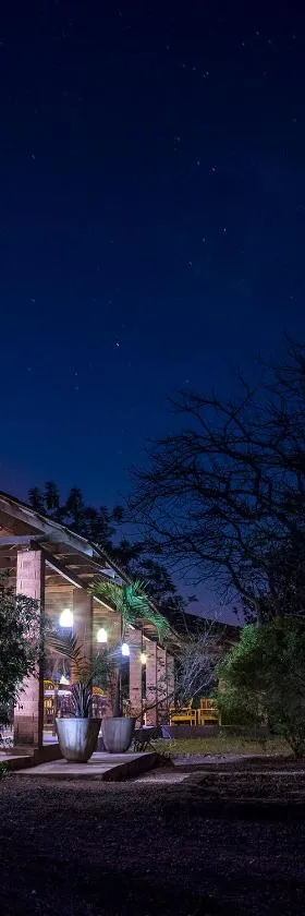 Sougri Doogo, Hotel in Loumbila