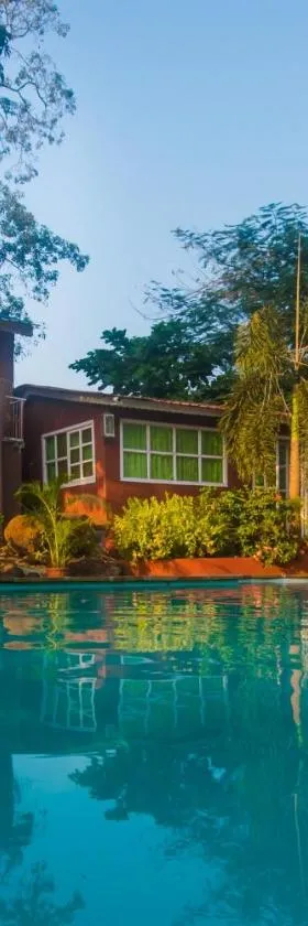 Pali Village Resort, Hotel in Mire