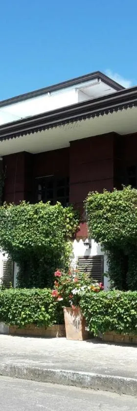 Travelbee Heritage Inn, Hotel in Dapitan