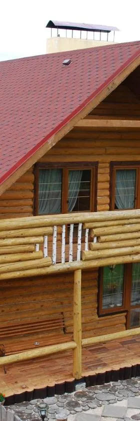 Смерекова хата, Hotel in Potschajiw