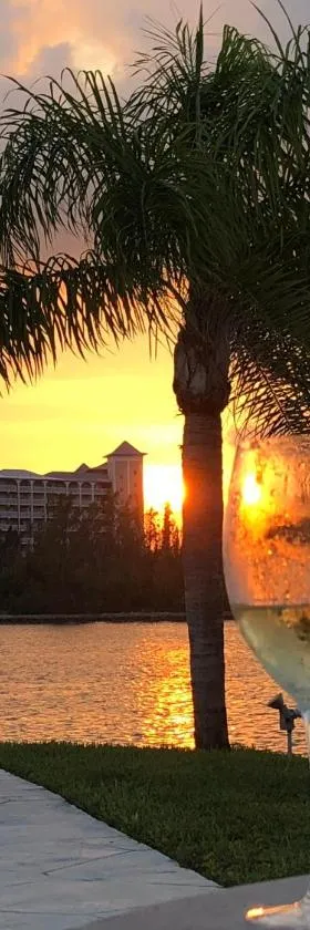 Obera Beach #105, Hotel in Freeport