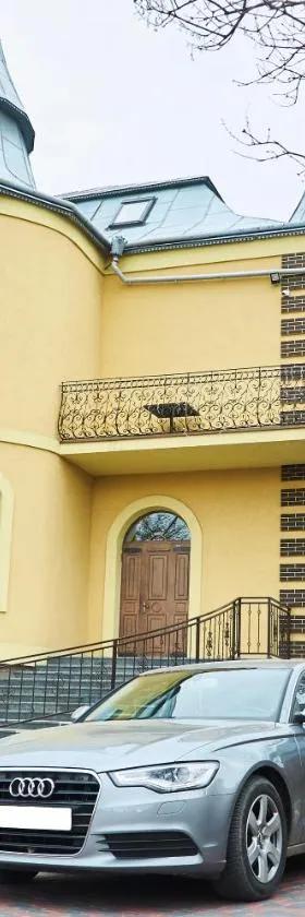 Приватна садиба Фортеця Малехів, Hotel in Lwiw