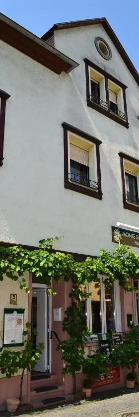 Hotel Monte Somma, Hotel in Rüdesheim am Rhein