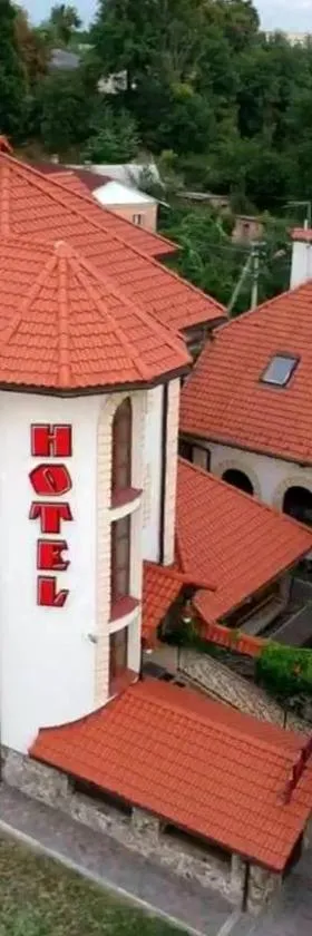 Maestro, Hotel in Ostroh
