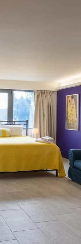 CHROMA Lodge Pikermi, Hotel in Pikérmion