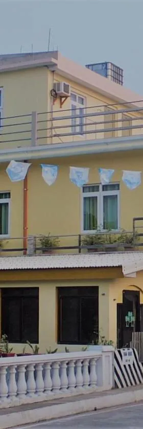 Siayanrock Hometel, Hotel in Ivana