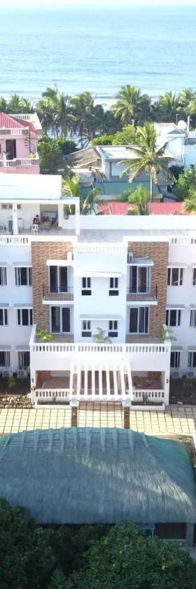 Bernardo's Lantia Hotel, Hotel in Basco
