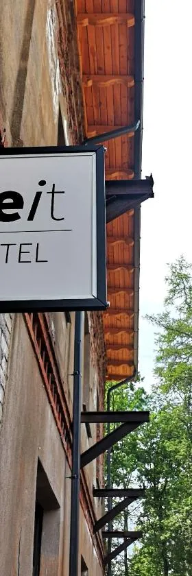 Zeit Hotel, Hotel in Līgatne