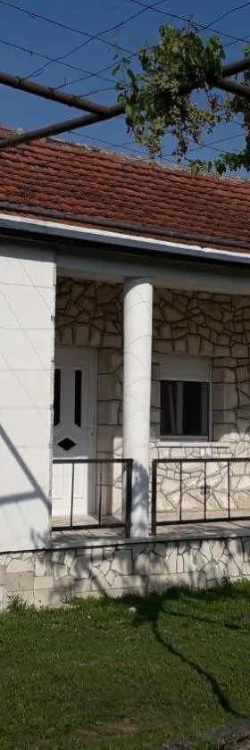 Kamena Kuca Family Rodin, Hotel in Čapljina