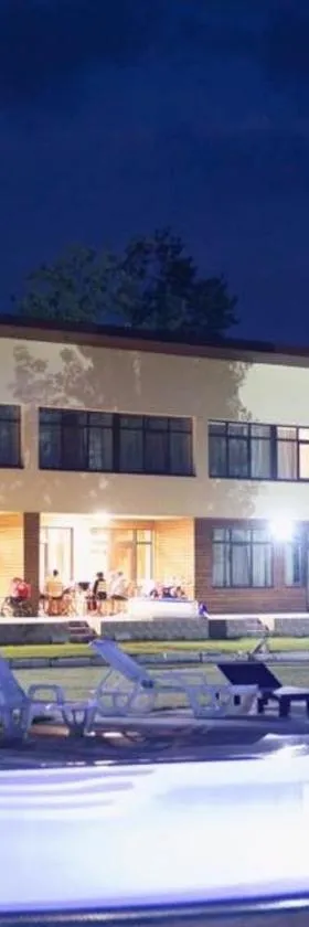 База відпочинку "РіверСайд", Hotel in Nowomoskowsk