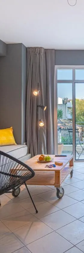 Boutique Studios & Apartments - by Avelink, Hotel in Spáta
