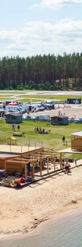 333 CAMPING PARK, Hotel in Silakrogs