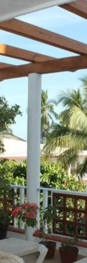 LALORA Hotel & Villas, Hotel in San Patricio - Melaque