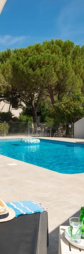 The best available hotels & places to stay near Lansargues, フランス
